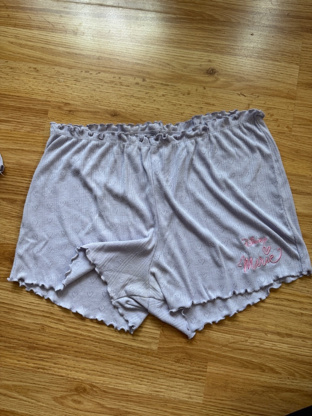 Disney “Marie” Peek-A-Boo Cami - size M - Picture 10 of 10